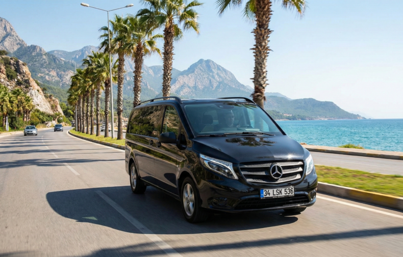 Privater Flughafentransfer von Antalya nach Side mit Mercedes Vito VIP Fahrzeug.